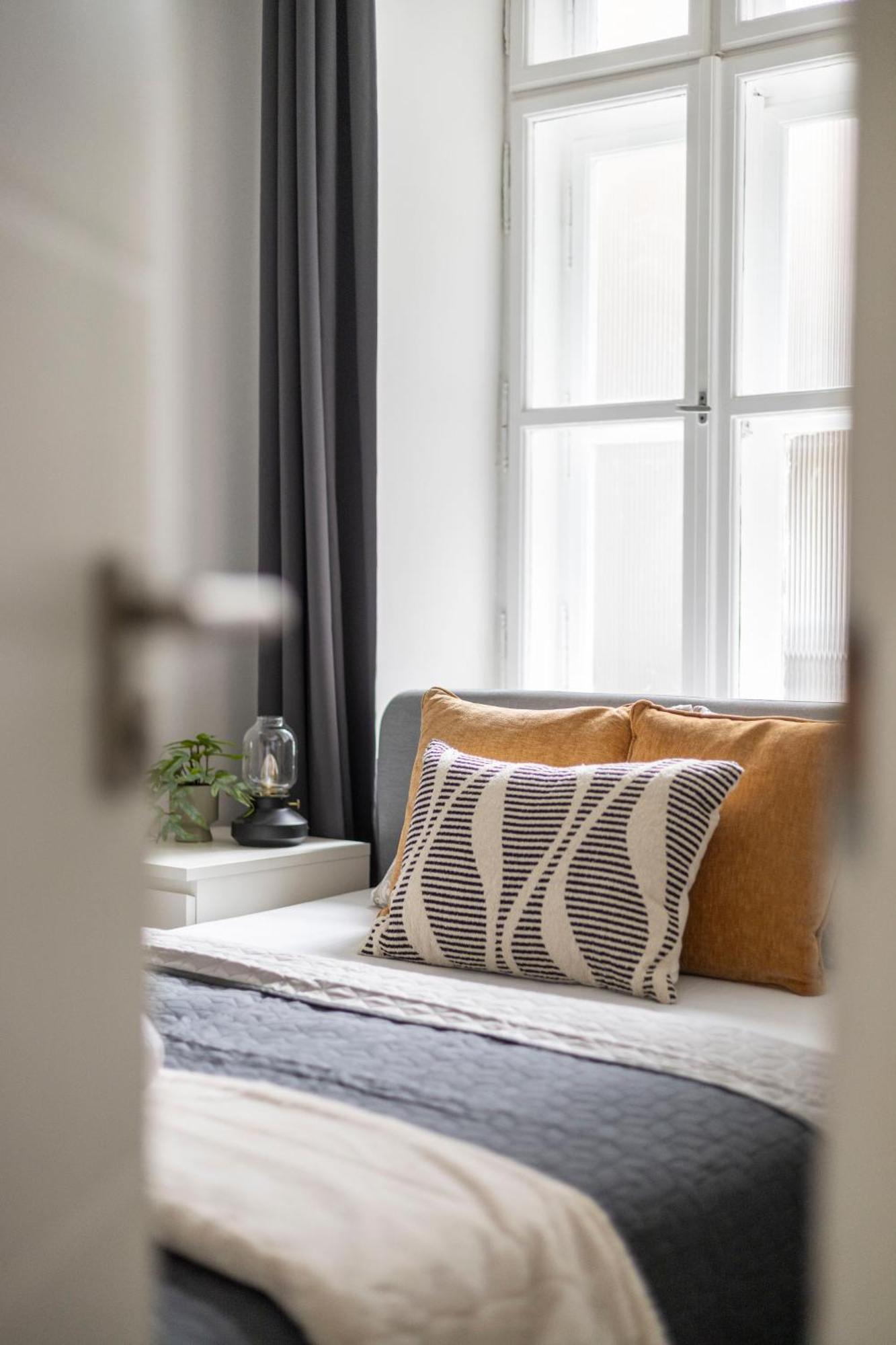 Charming & Cozy Central 1Bedrm Suites 부다페스트 외부 사진